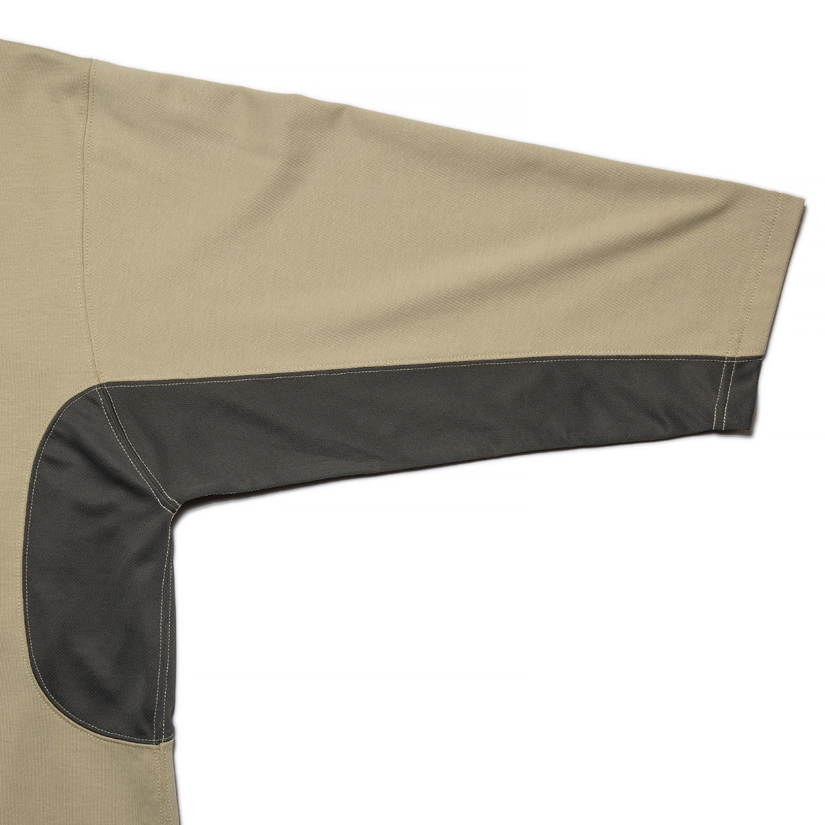#カラー_BEIGE ベージュ
