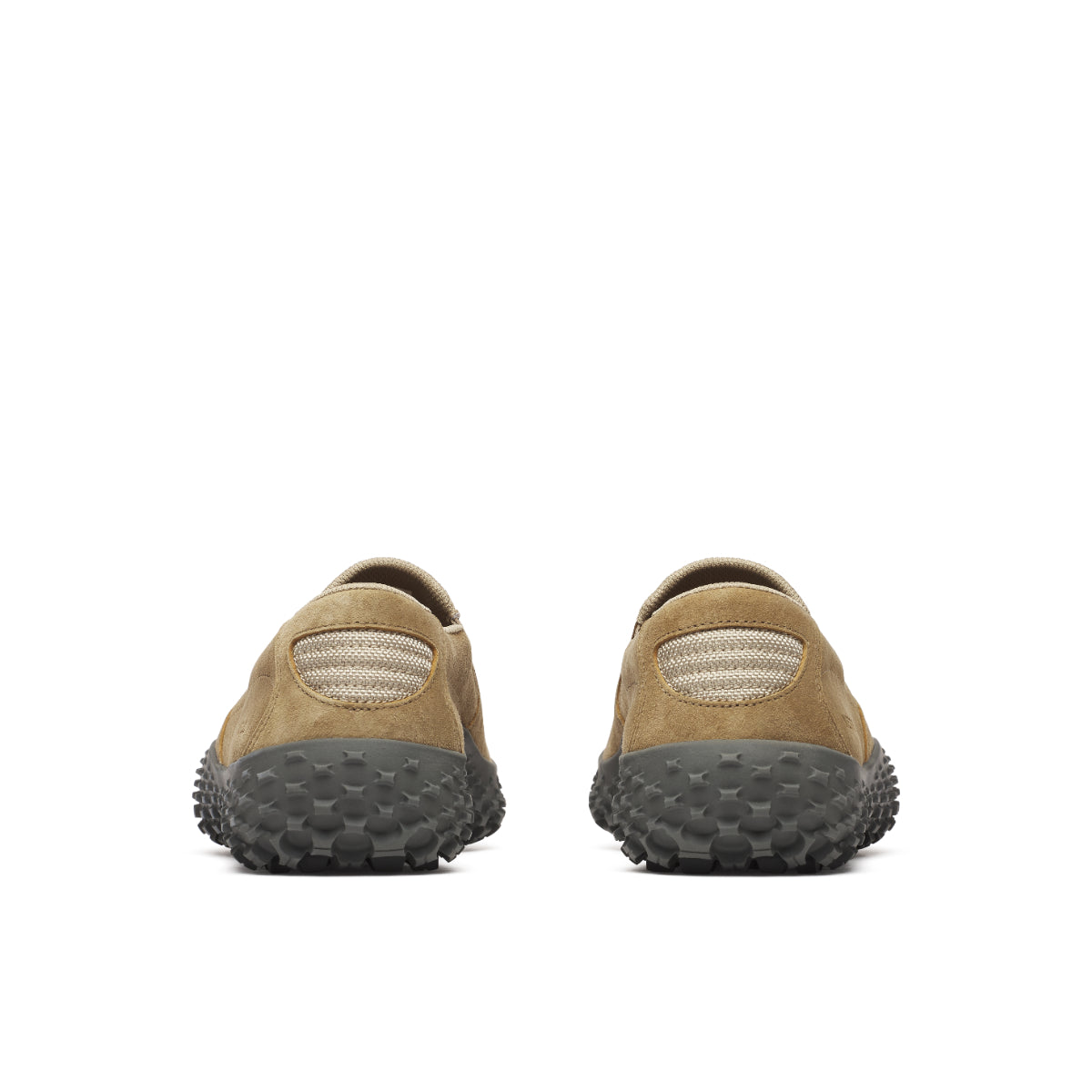 #カラー_CAIRN ケルン