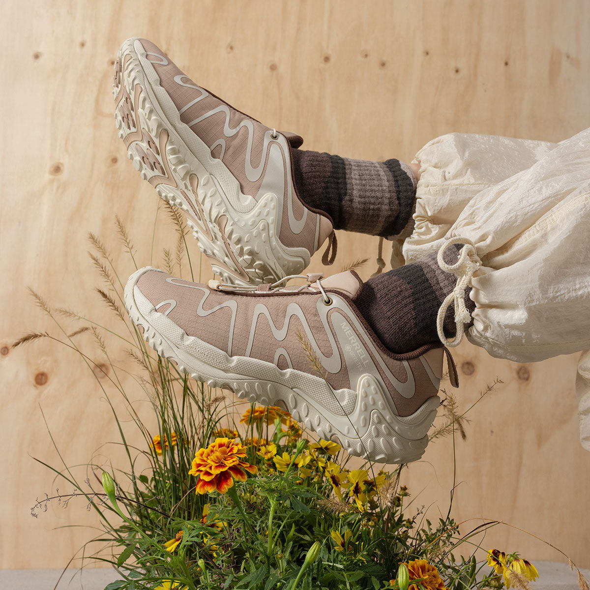 #カラー_HAZEL/STUCCO ヘイゼル/スタッコ