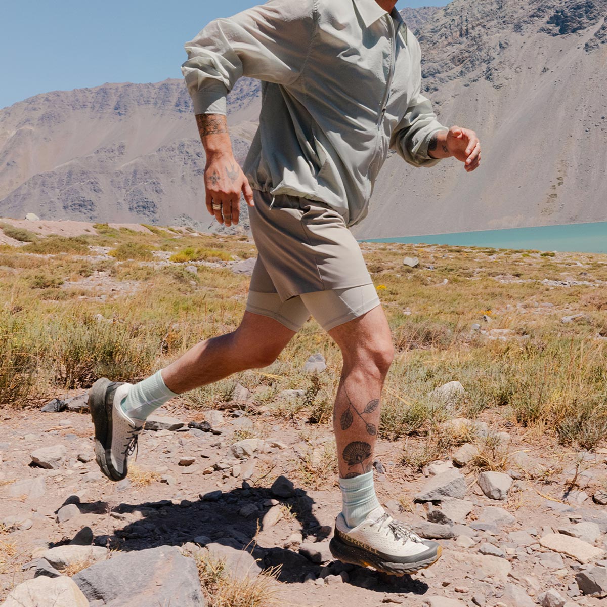 #カラー_STUCCO/BELUGA スタッコ/ベルーガ