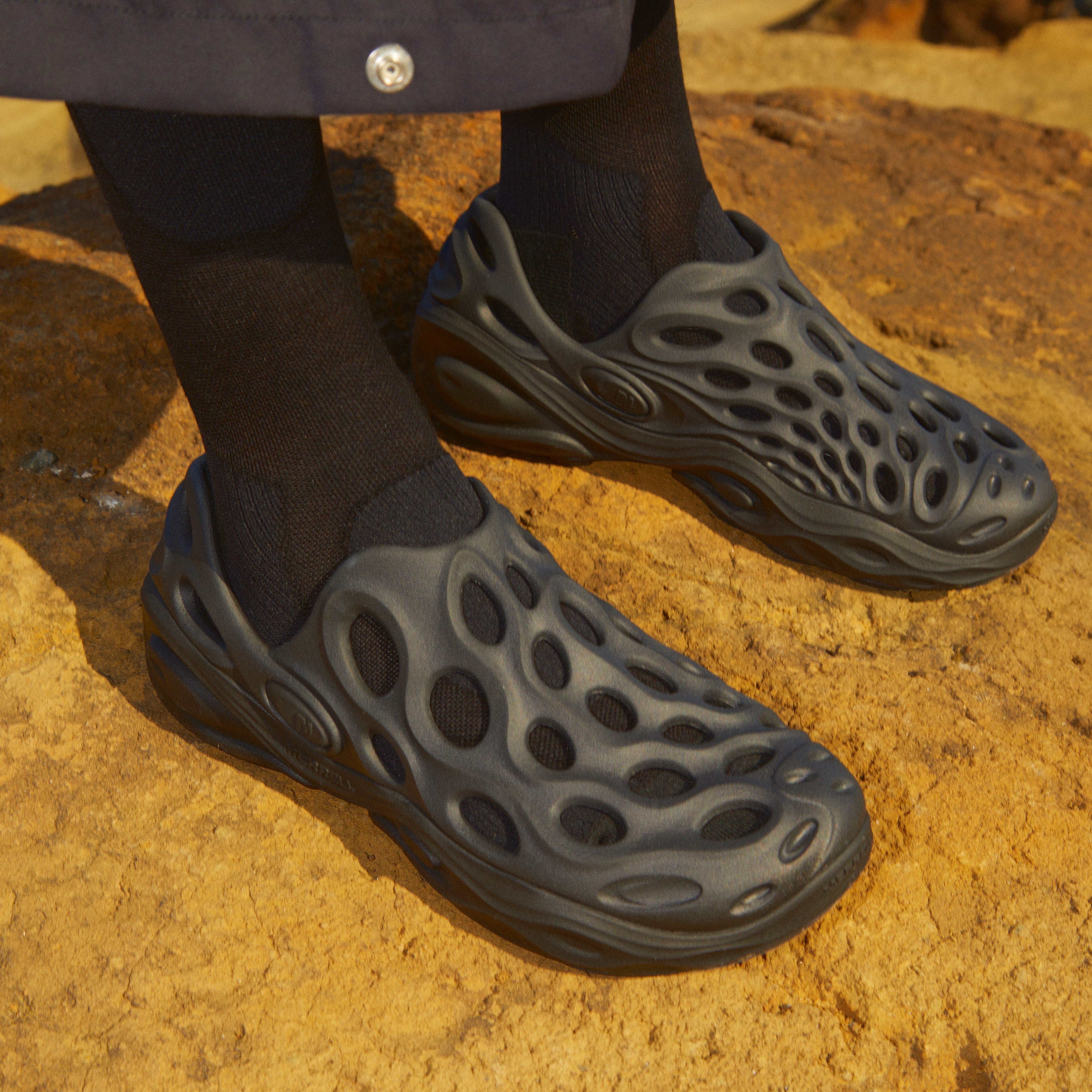 MERRELL(メレル) | 大自然から都市空間を幅広くサポートする世界160