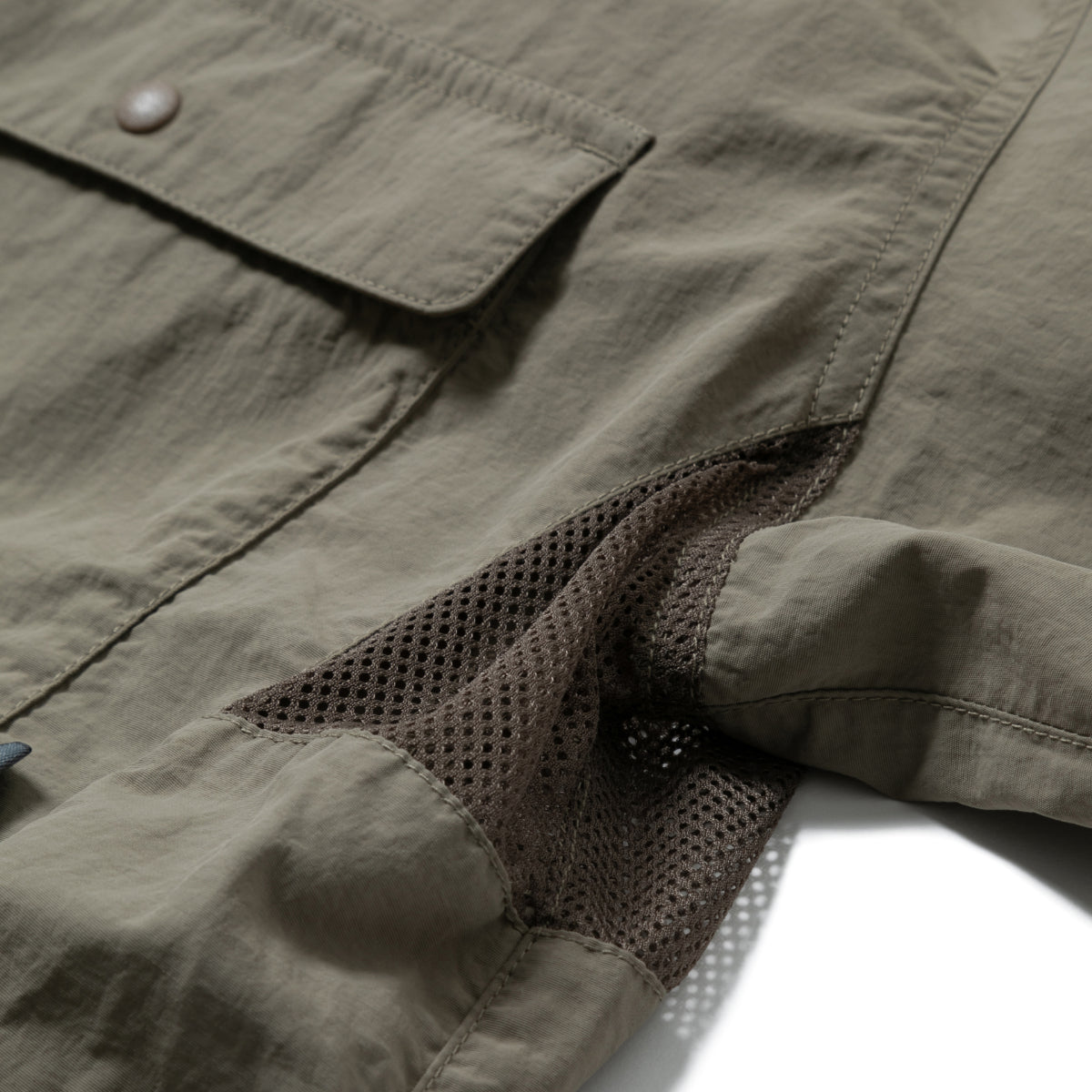NYLON POCKET SHIRTS BREEZE<span>ナイロン ポケット シャツ ブリーズ［ユニセックス］</span>