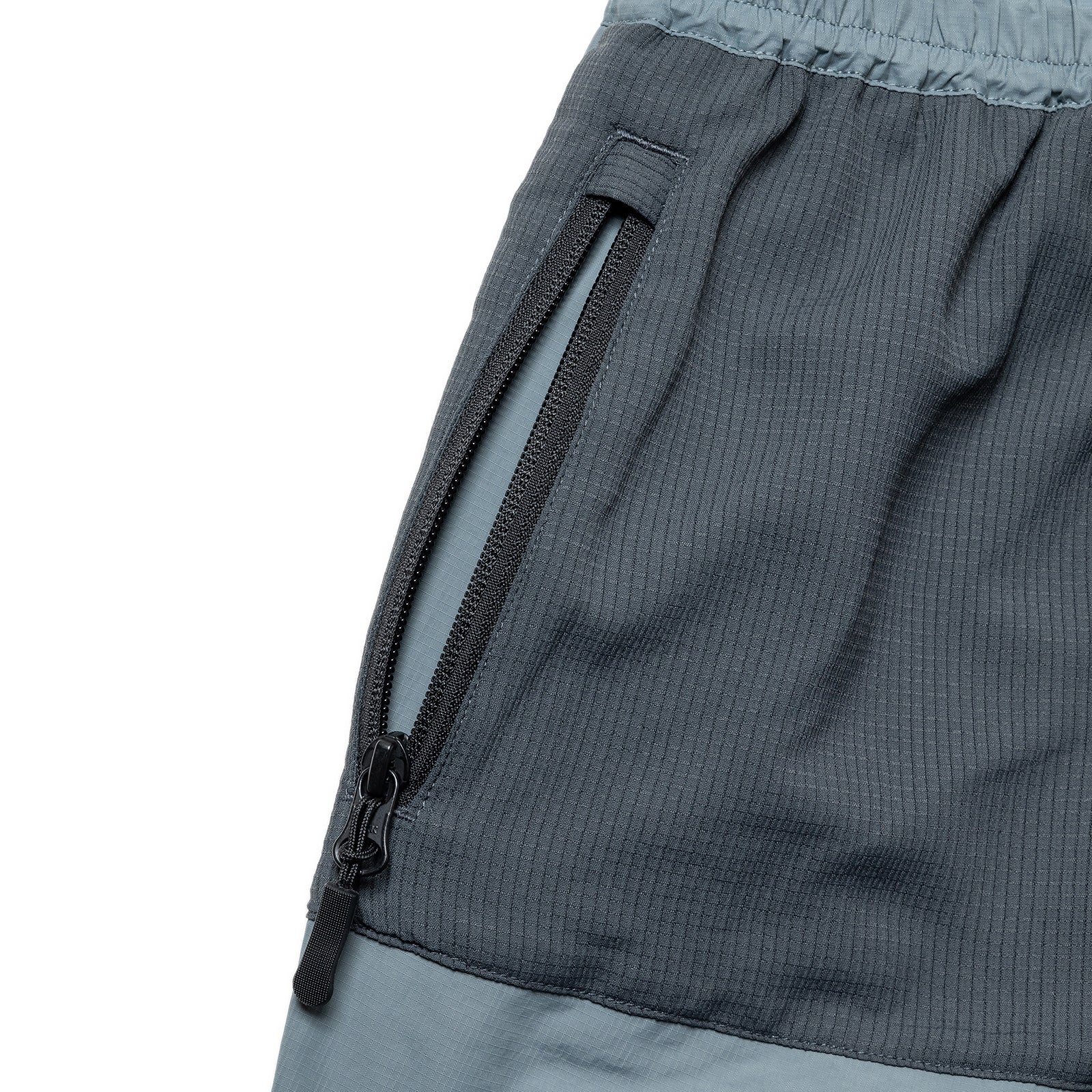 新品MERRELL グレー ナイロン　パンツM NYLON ZIP-UP PANTSナイロン ジップ-アップ パンツ［ユニセックス