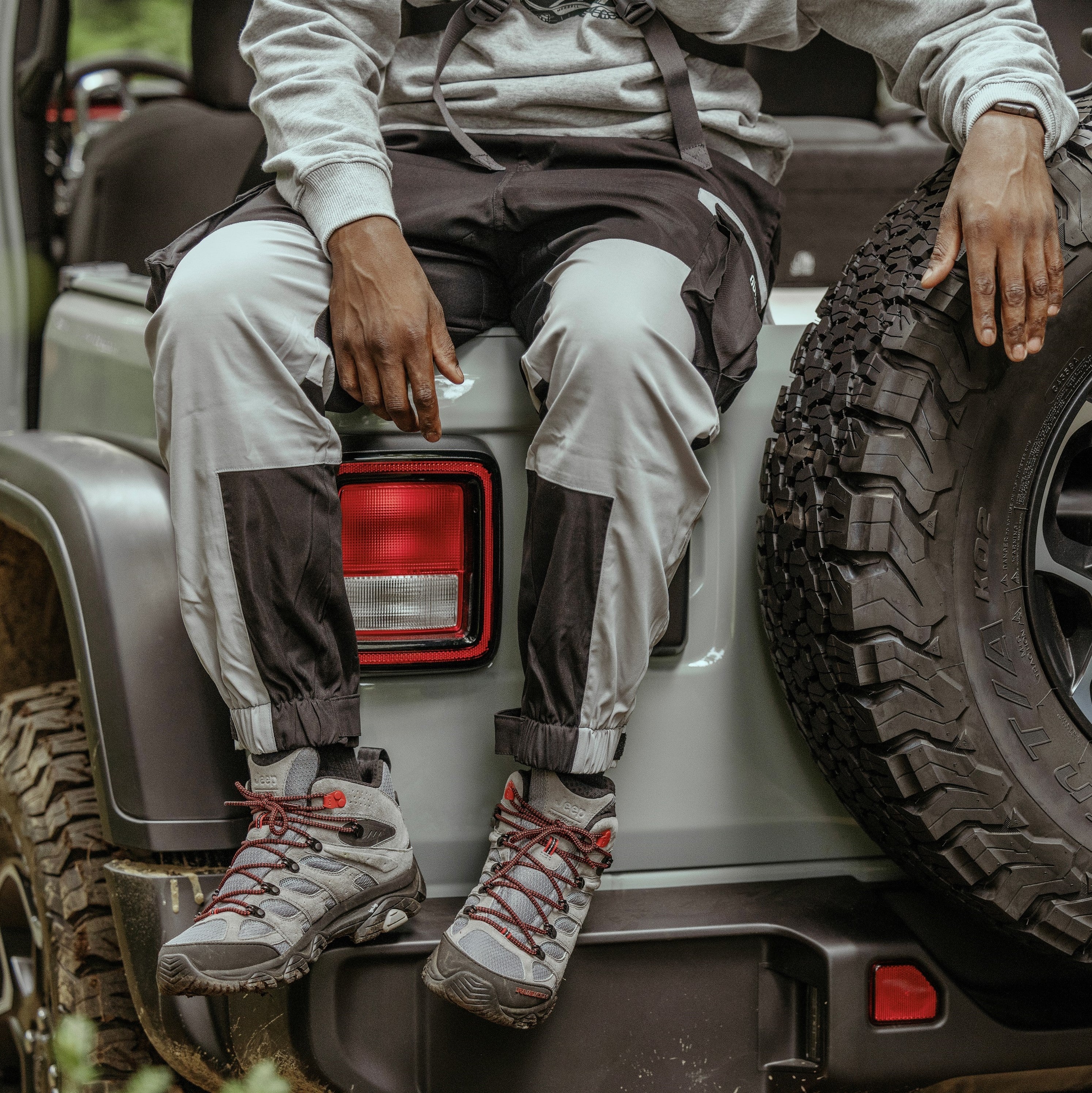 MOAB 3 MID × JEEP®モアブ 3 ミッド × ジープ®［メンズ］ 55