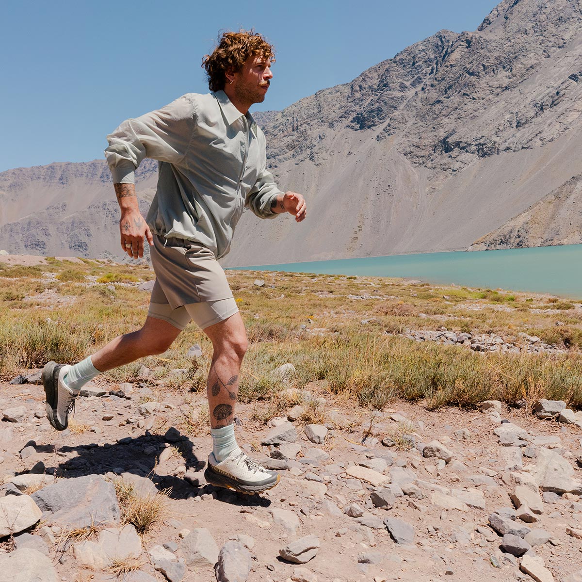 #カラー_STUCCO/BELUGA スタッコ/ベルーガ